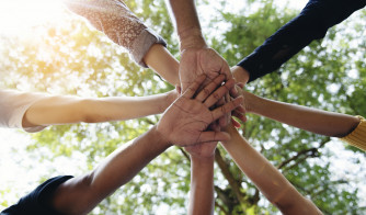 The air in our street is clean, isn’t it?